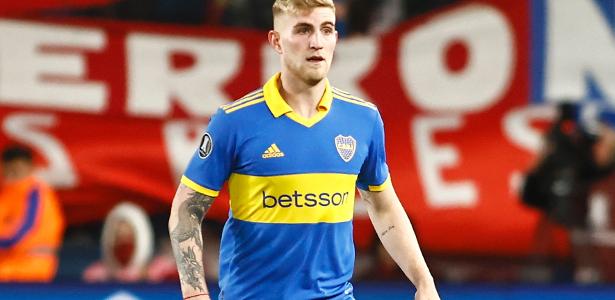Palmeiras analisa contratação de zagueiro do Boca Juniors para reforçar elenco