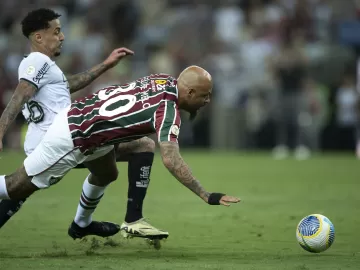 Felipe Melo arrasa a atuação de Fábio e o Botafogo segue firme