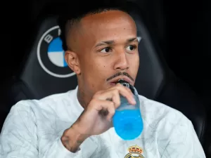 Real Madrid confirma lesão de Éder Militão, cortado da seleção