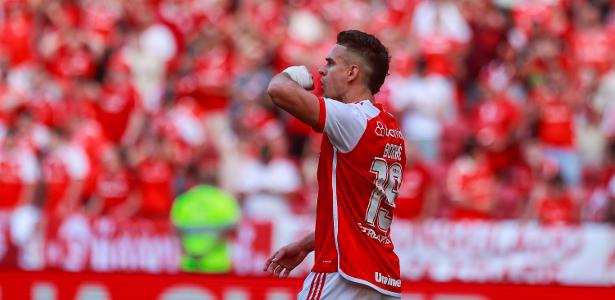 Inter derrota Grêmio com gol de Borré e garante vaga na Libertadores.