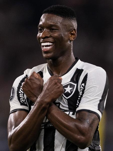 Luiz Henrique, do Botafogo, é um dos destaques individuais desta Libertadores