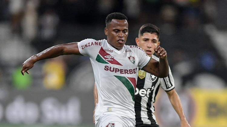 Arias em ação durante Botafogo x Fluminense, partida do Brasileirão Arias em ação durante Botafogo x Fluminense, partida do Brasileirão