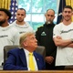 Trump deixa Juventus em saia-justa com pergunta sobre atletas transgêneros