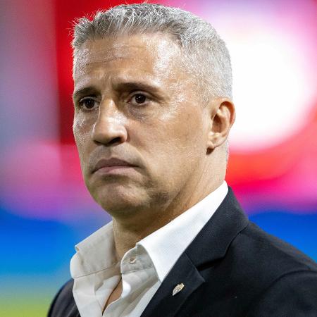 Hernán Crespo, técnico do São Paulo, durante jogo contra o Bragantino Hernán Crespo, técnico do São Paulo, durante jogo contra o Bragantino