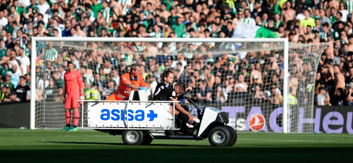 Gabriel Mercado deixa o campo lesionado - AFP