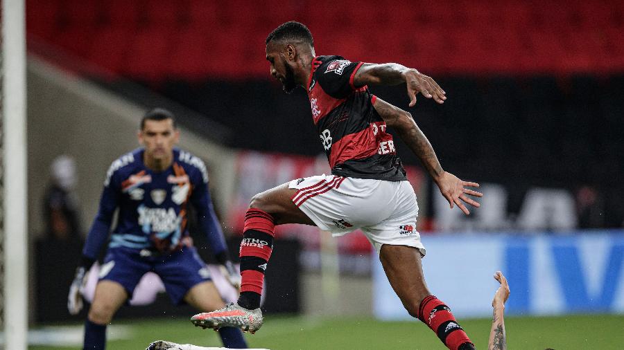 Lance de Flamengo x Athletico-PR - André Mourão/Foto FC/UOL