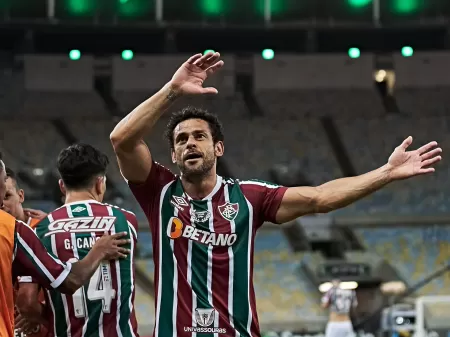 Fluminense confirma despedida de Fred no dia 9, em jogo contra o Ceará