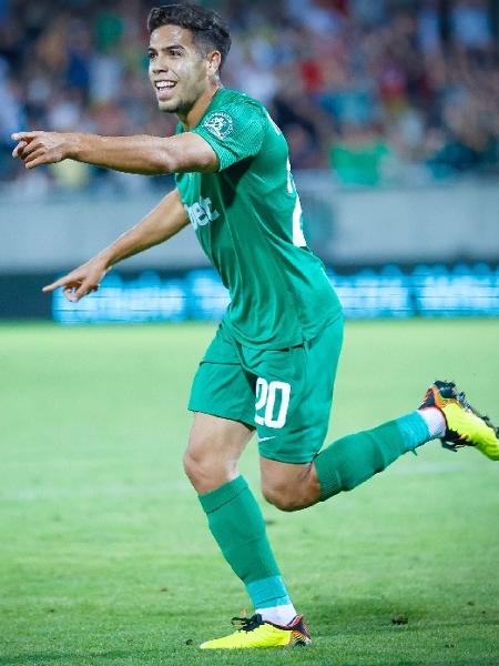 Volante Nonato, ex-Fluminense, celebra gol pelo Ludogorets, da Bulgária - Site oficial Ludogorets