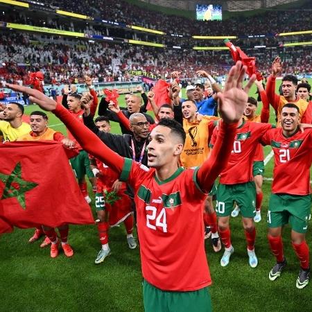 Seleção do Marrocos comemora classificação inédita para a semifinal da Copa do Mundo - KIRILL KUDRYAVTSEV / AFP