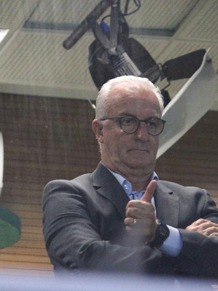 Dorival Júnior no Maracanã durante Flamengo x Botafogo