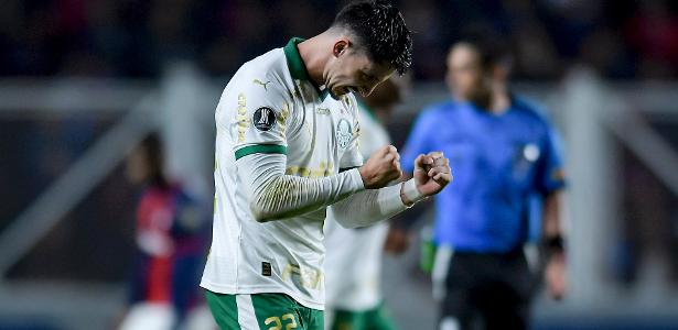 Novos titulares promovem virada e Palmeiras empata com San Lorenzo na Libertadores.