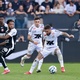 Zé Rafael impressiona o Santos, mas se vê na metade do nível ideal