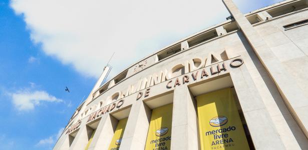 São Paulo negocia troca por grama natural para mandar jogos no Pacaembu