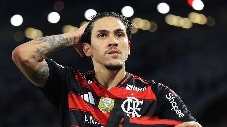 Pedro chegou ao gol de número 100 dentro do Maracanã durante goleada flamenguista