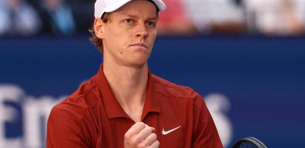 Sinner sai atrás e passa aperto, mas avança às oitavas do US Open