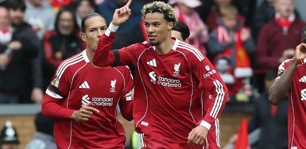 Campeonato Inglês: Liverpool vence Everton e segue com 100% no Inglês