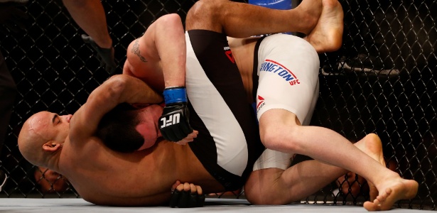 Guilhotina é a finalização preferida de Warlley - Christian Petersen/Zuffa LLC/Getty Images - Christian Petersen/Zuffa LLC/Getty Images