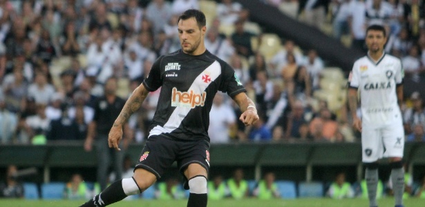 Desábato deu 99 passes contra o Atlético-MG e teve um aproveitamento de 96% - Paulo Fernandes / Flickr do Vasco