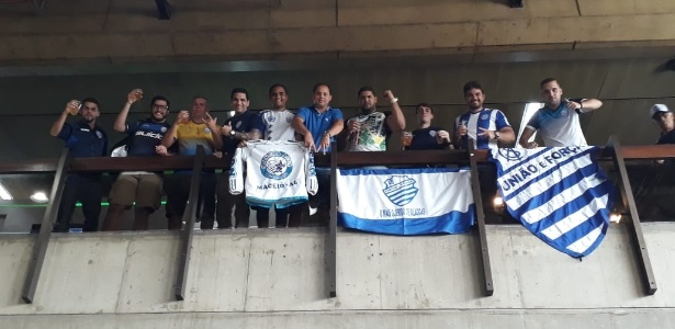 Torcedores do CSA em Guarulhos - Acervo pessoal - Acervo pessoal
