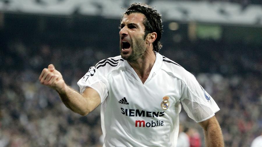 Luís Figo, eleito o melhor jogador do mundo em 2001, em ação pelo Real Madrid - Getty Images