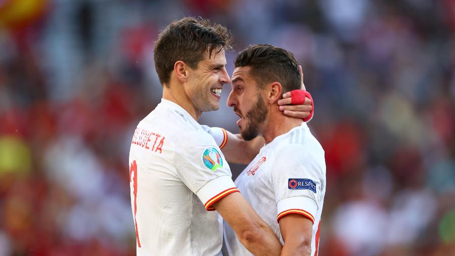 Azpilicueta e Koke comemoram gol da Espanha contra a Croácia - Martin Rose - UEFA/UEFA via Getty Images