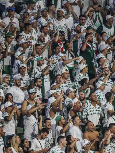 Torcida palmeirense durante partida entre Palmeiras e São Paulo na Arena Allianz Parque pelo campeonato Copa do Brasil 2022 - Marcello Zambrana/Marcello Zambrana/AGIF