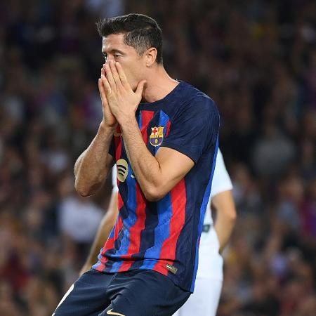 Lewandowski lamenta chance perdida pelo Barcelona em jogo contra a Inter de Milão - David Ramos/Getty Images