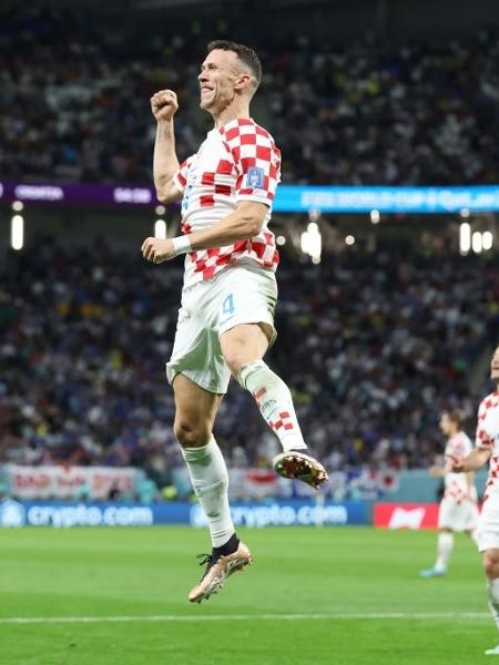 Perisic comemora seu gol sobre o Japão nas oitavas da Copa - Alex Grimm/Getty Images