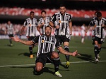 Líder Botafogo segura empate com Cruzeiro; Tiquinho se machuca e