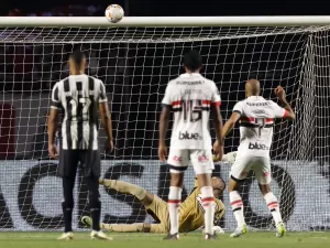 Nem apito nem camisa pesada bastaram para o São Paulo contra o Fogão!