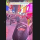 Vini Jr visita Times Square disfarçado em tour de férias nos Estados Unidos