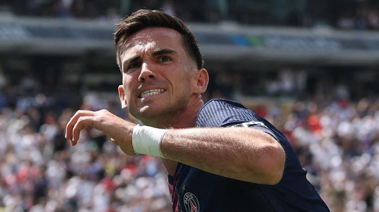 Fabián Ruíz comemora gol marcado pelo PSG contra o Real Madrid no Mundial Fabián Ruíz comemora gol marcado pelo PSG contra o Real Madrid no Mundial