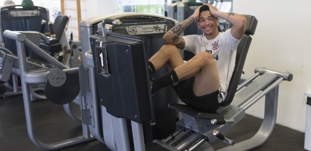 Luciano se recupera de cirurgia realizada no joelho direito - Daniel Augusto Jr/Agência Corinthians