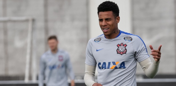 Gustavo não tem sido utilizado pelo técnico Oswaldo de Oliveira - Rodrigo Gazzanel/Agência Corinthians