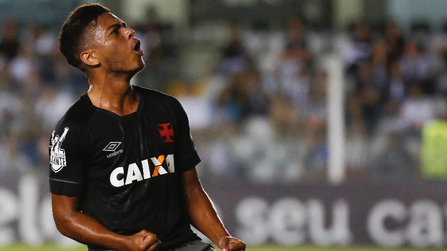 Evander comemora gol contra o Santos - MARCO GALVãO/FOTOARENA/ESTADÃO CONTEÚDO