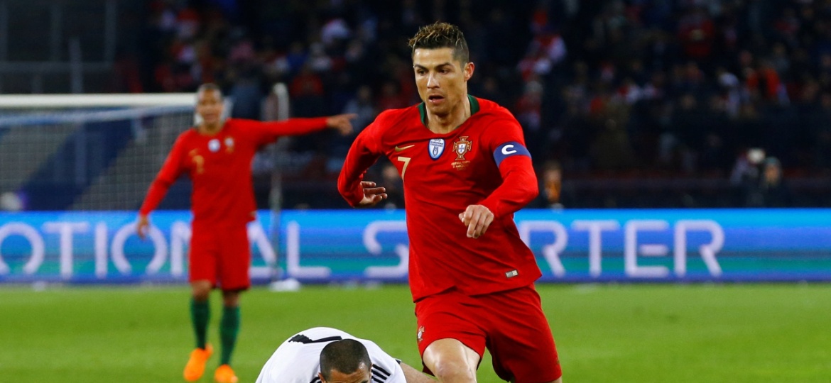Cristiano Ronaldo é o principal destaque da pré-lista portuguesa para o Mundial da Rússia - REUTERS