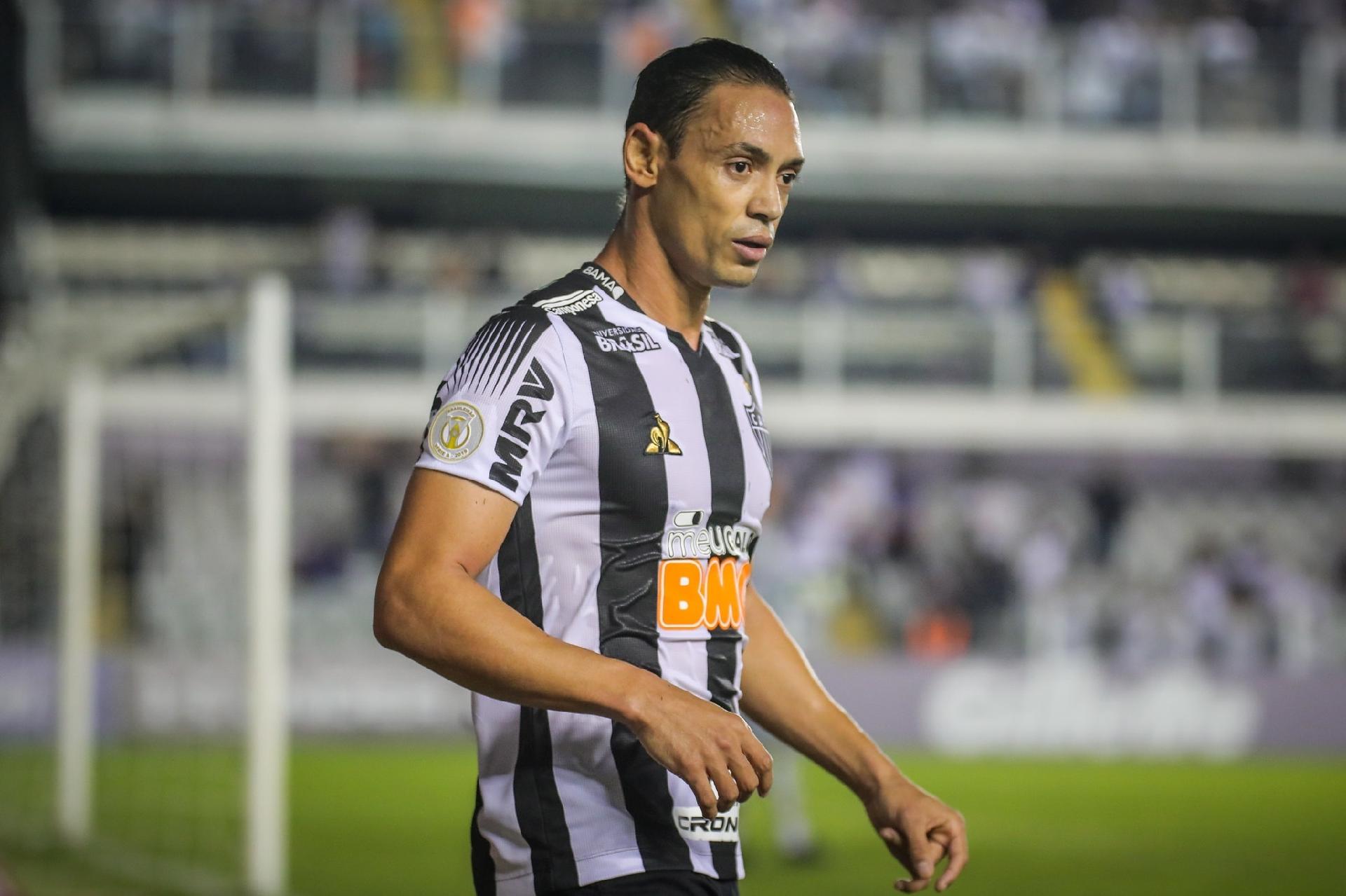 Mercado da Bola: Ricardo Oliveira interessa a Athletico e Santos