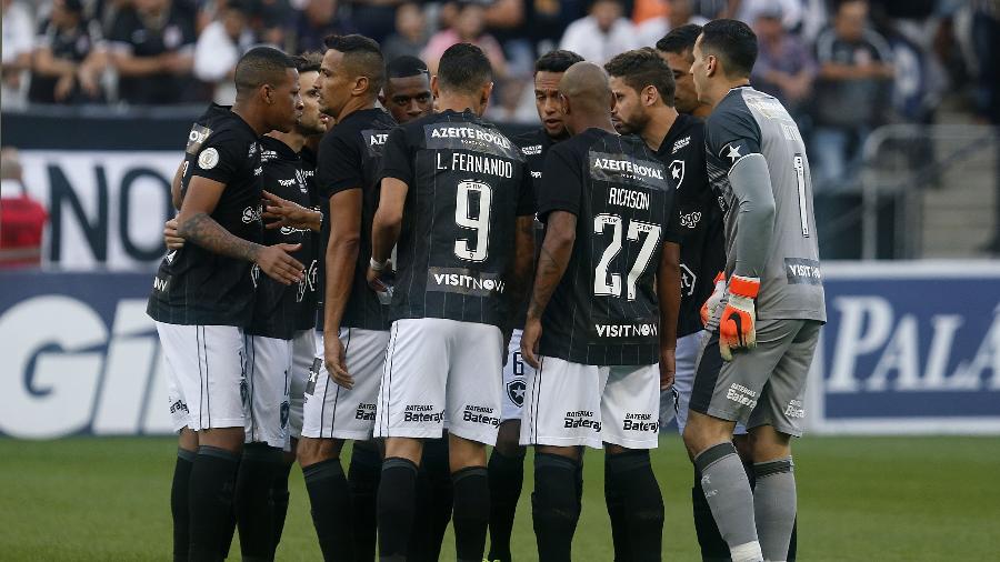 Jogadores do Botafogo concederão entrevista em área que não houver exposição de patrocinadores - Reprodução/Twitter