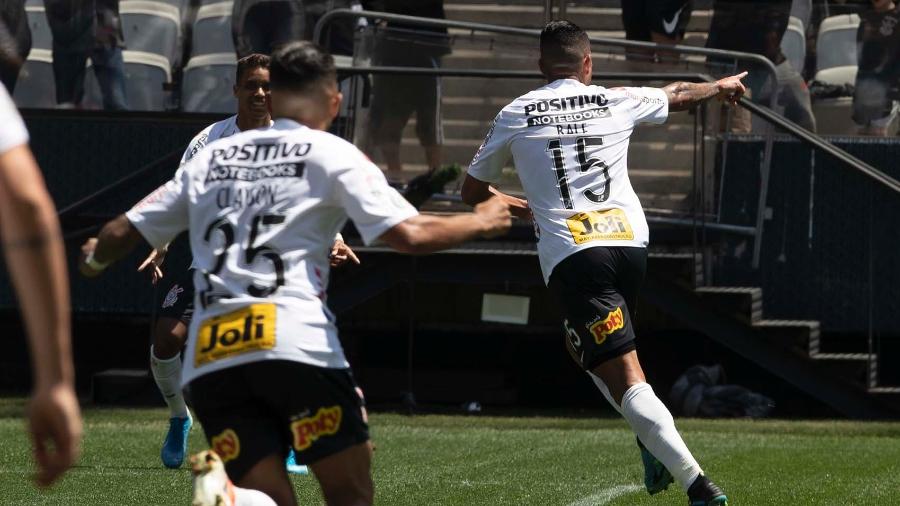 Ralf comemora gol marcado pelo Corinthians contra o Vasco no último domingo (29) - Daniel Augusto Jr. / Ag. Corinthians