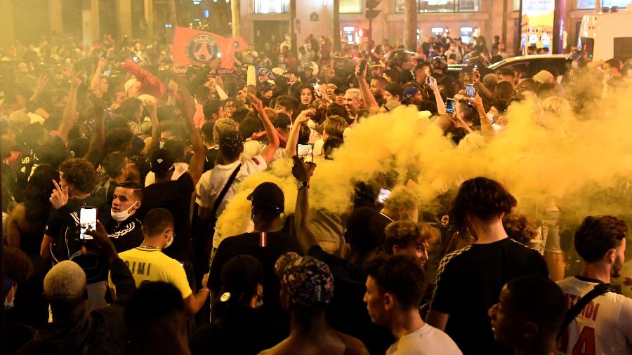 Autoridades se preocupam com torcedores sem máscaras em eventual comemoração - Bertrand GUAY/AFP