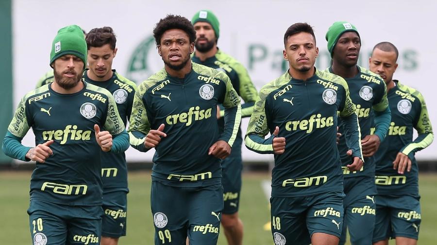 Lucas Lima, Luiz Adriano e Gabriel Menino no treino de hoje (25) do Palmeiras - Cesar Greco