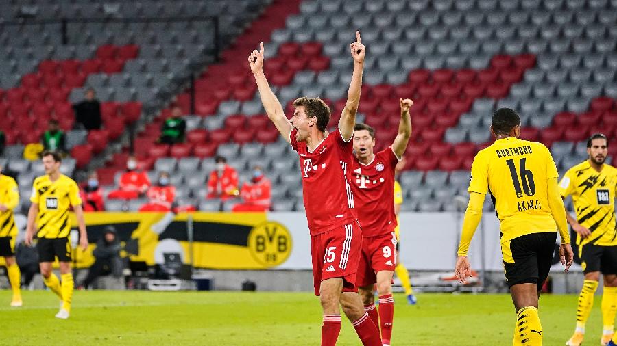 Thomas Muller comemora após marcar para o Bayern de Munique contra o Borussia Dortmund pela Supercopa da Alemanha - M. Donato/FC Bayern via Getty Images
