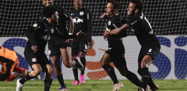 Bragantino vira sobre o São Paulo no Morumbi e segue líder do Brasileirão - Vimarsana News