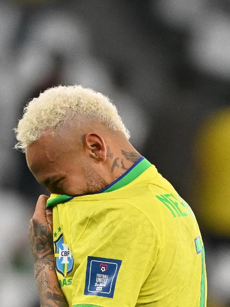 Neymar lamenta eliminação do Brasil para a Croácia nos pênaltis - NELSON ALMEIDA / AFP