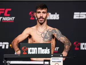 Matheus Nicolau lidera barca de lutadores brasileiros cortados do UFC