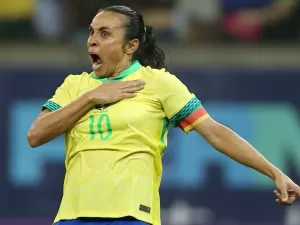 Com 'brilho nos olhos', Marta amplia artilharia e sonha com Copa de 2027