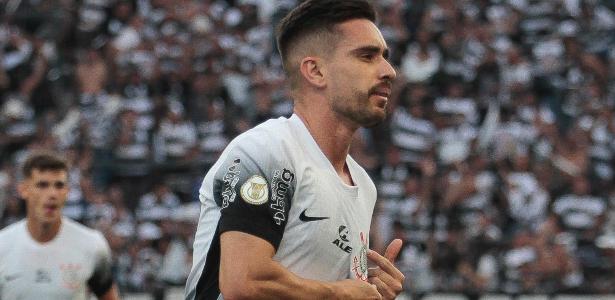 Conselho aprova pagamento de R$ 1,1 bilhão ao Corinthians por direitos de TV.