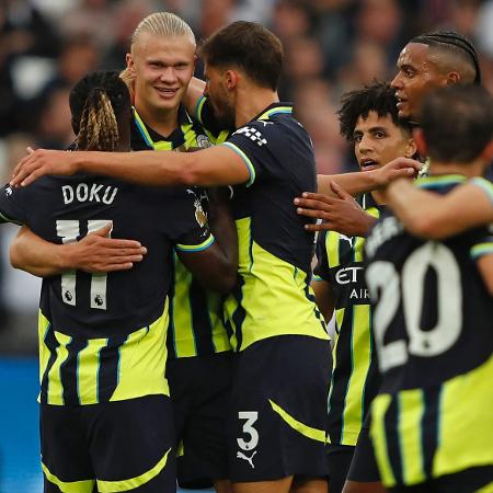 Haaland comemora gol do Manchester City contra o West Ham