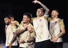 Coutinho brilha, Vasco vence e amplia drama do Atlético após Libertadores