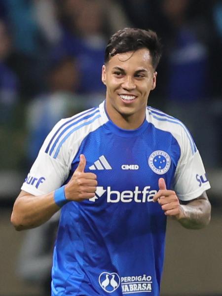 Kaio Jorge comemora após marcar para o Cruzeiro contra o Grêmio pelo Campeonato Brasileiro 2025 Kaio Jorge comemora após marcar para o Cruzeiro contra o Grêmio pelo Campeonato Brasileiro 2025